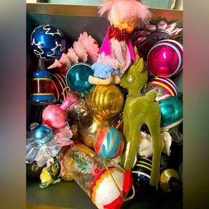 Vintage Christmas ?MYSTERY? Box